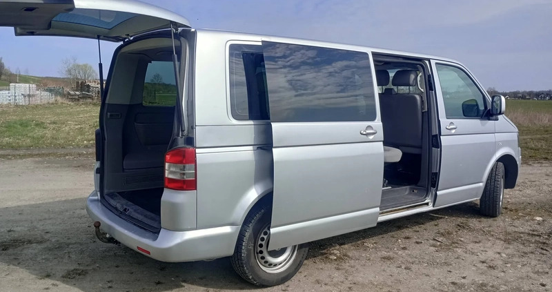 Volkswagen Caravelle cena 38900 przebieg: 410000, rok produkcji 2005 z Opole małe 67